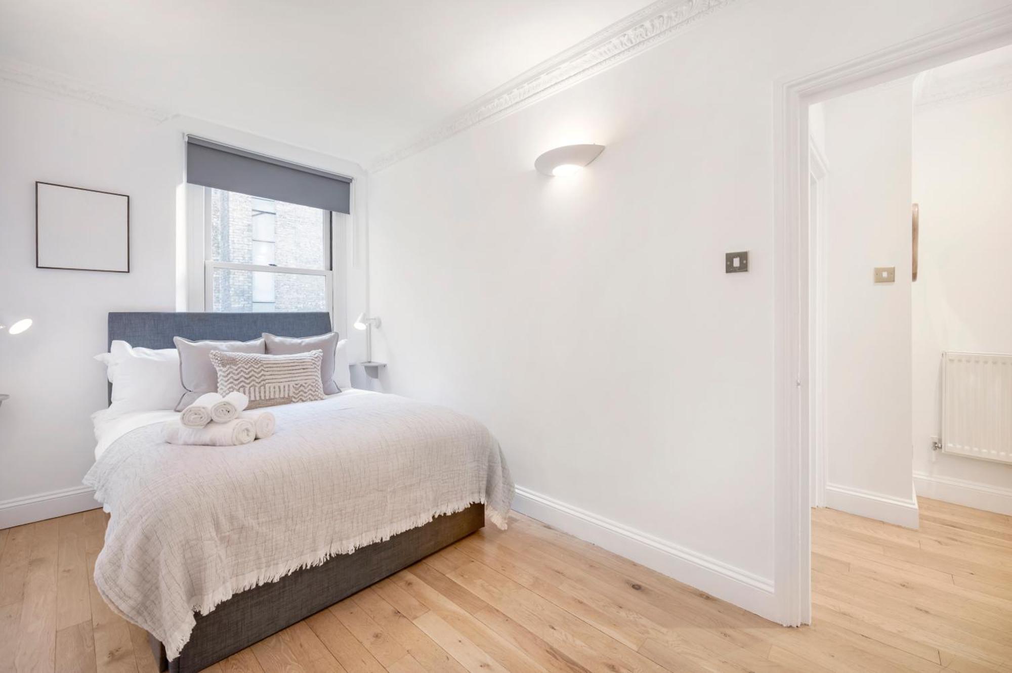2 Bedr, 3 Beds, 1 Bath Thames, Trafalgar Sq London Exterior photo